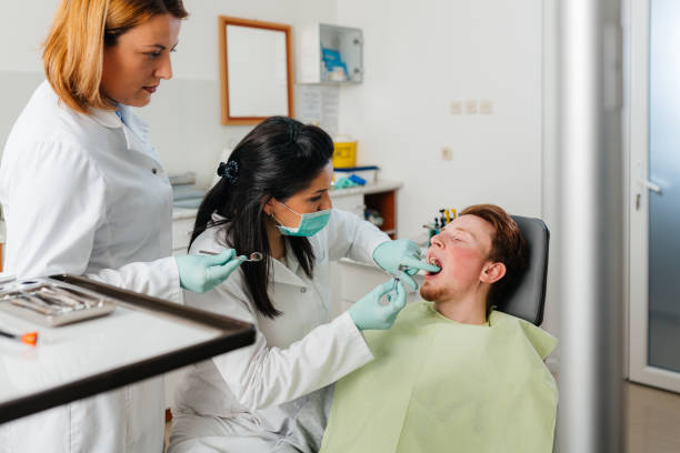Best Urgent Care for Lost Fillings or Crowns in East Hazel Crest, IL